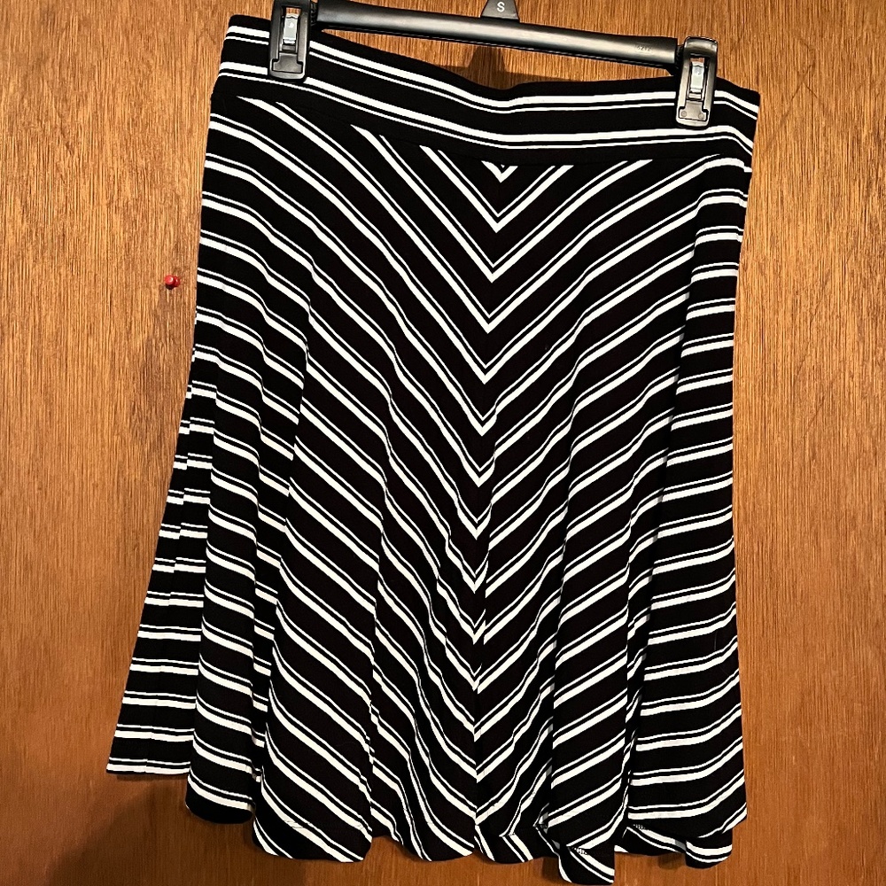 LOFT skater/circle skirt